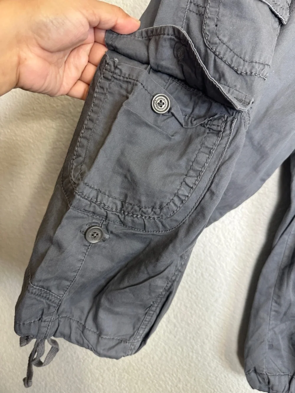 NEW Unionbay Gray Cargo Capri Pants Pull On Drawstring Juniors Size 7 Y2K - Picture 6 of 12